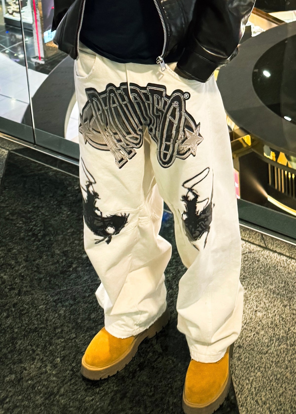 White baggy